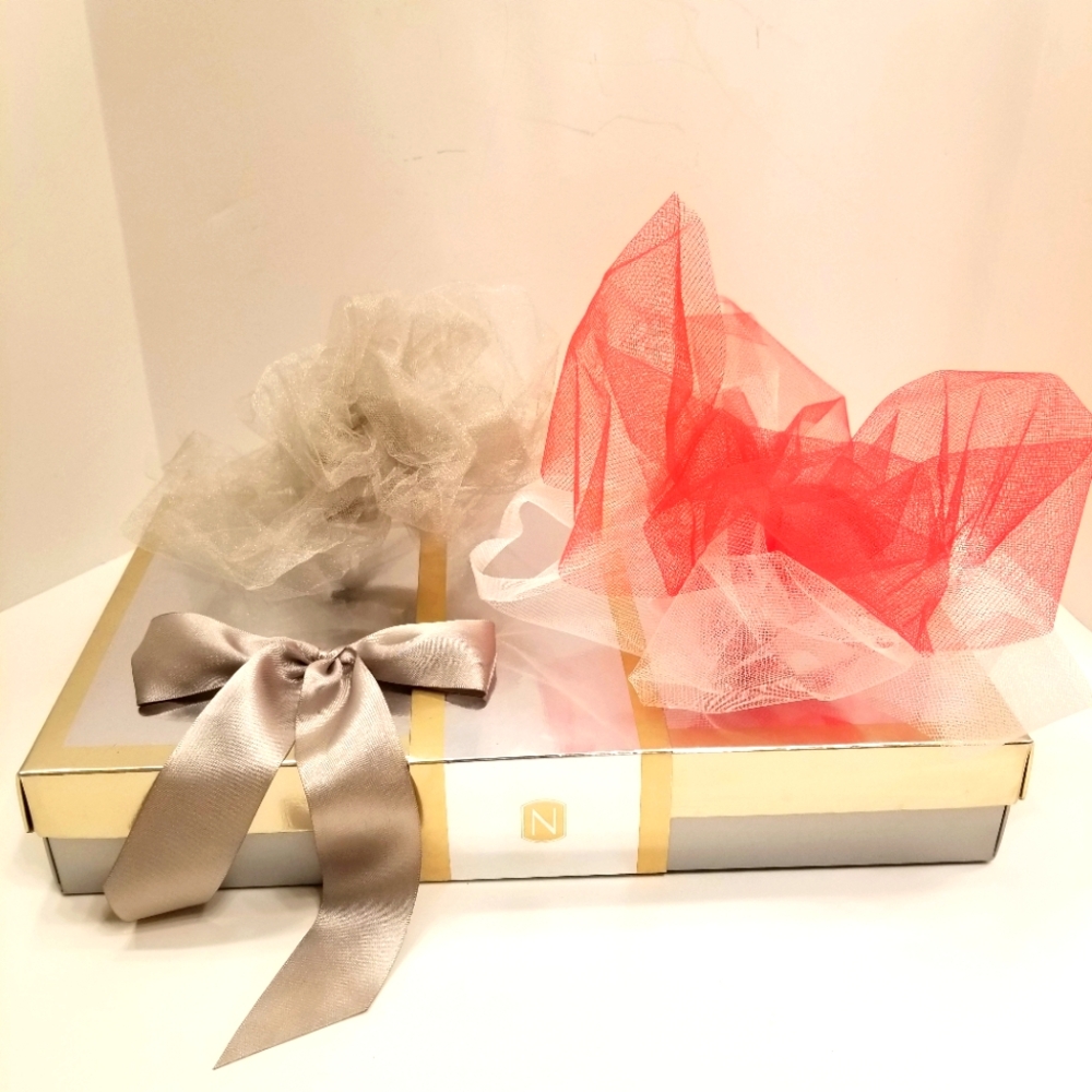 🎅Nordstrom Dress Shirt Size Gift Box with 3 Bows🎀🎀🎀